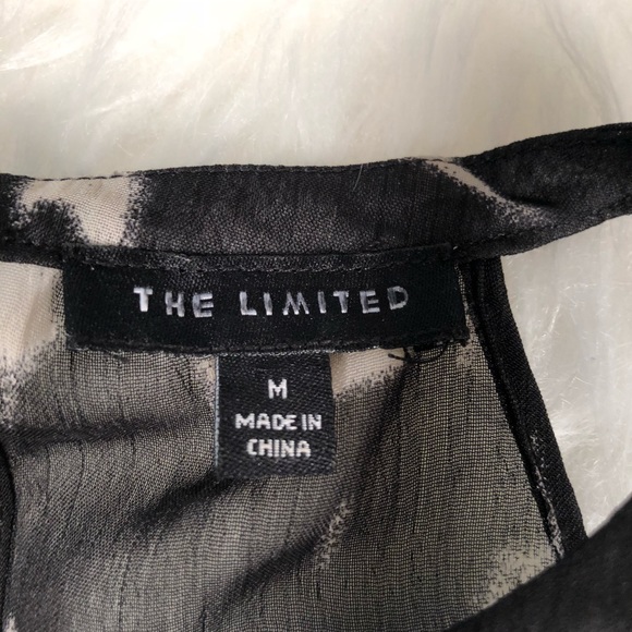 Patterned sleeveless blouse - Picture 2 of 3